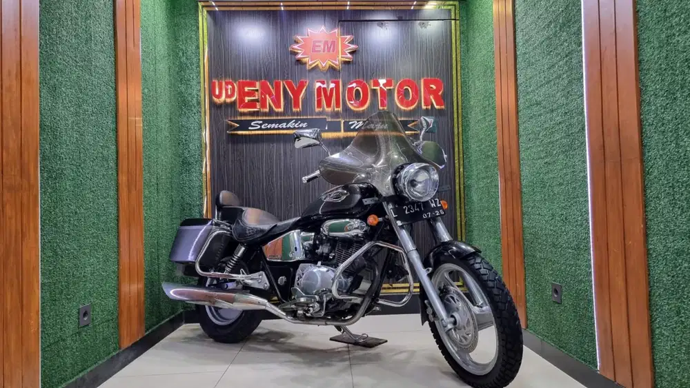 UD ENY MOTOR - Honda Phantom thn 2006 istimewa