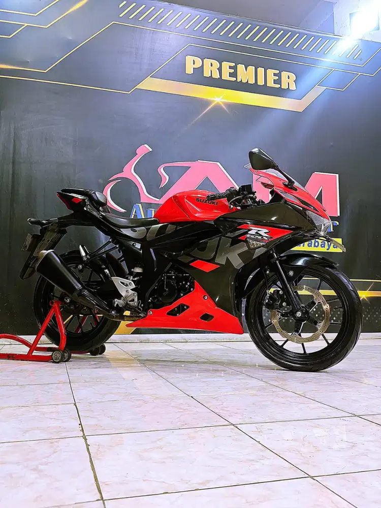 Suzuki GSX R 150 Keyless Reg 2022 anugerah motor rungkut