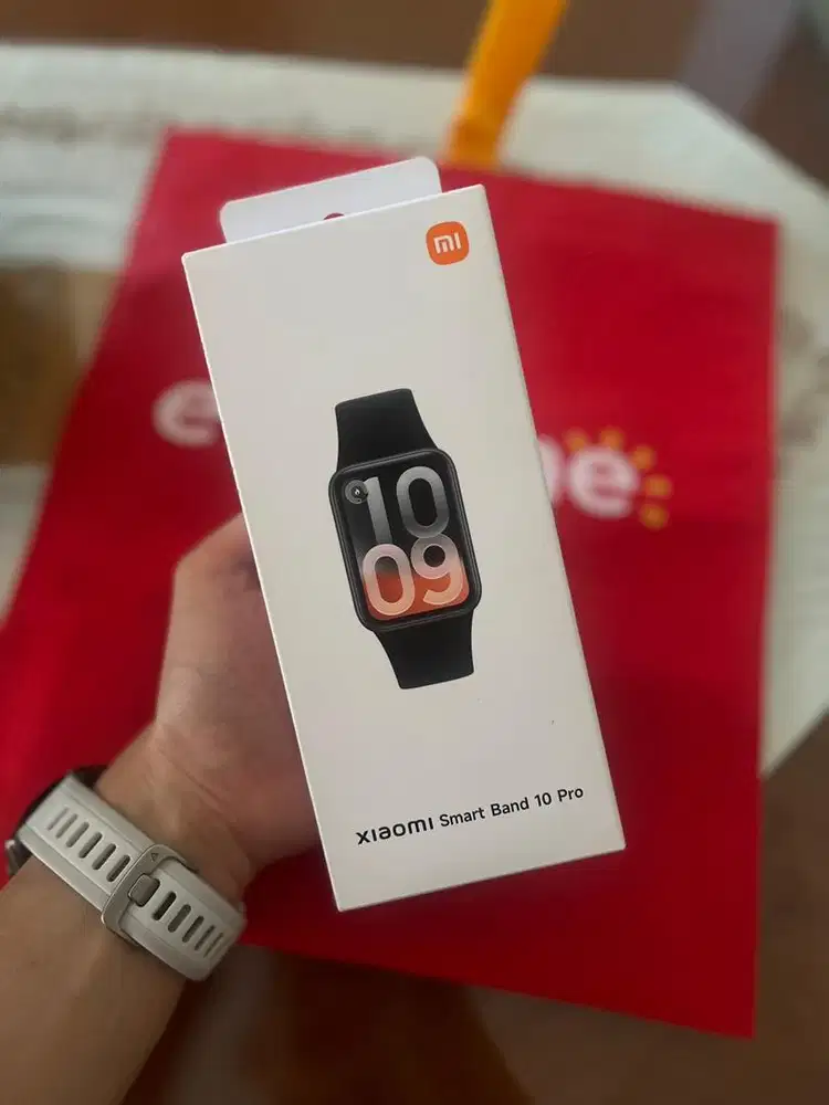 Xiaomi Smart Band 10 Pro (NEW / BNIB) Smartwatch Miband