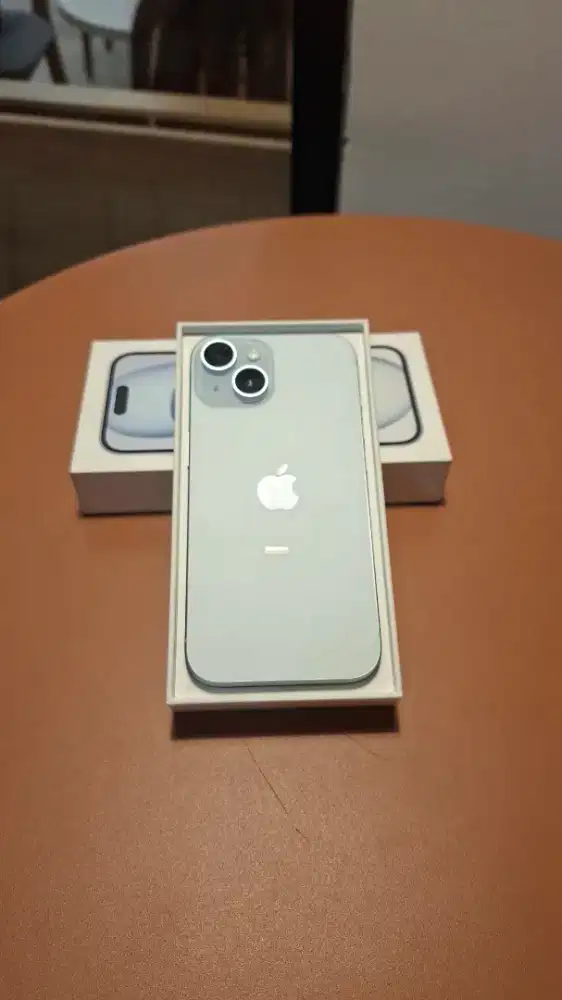 iPhone 15 128gb ibox