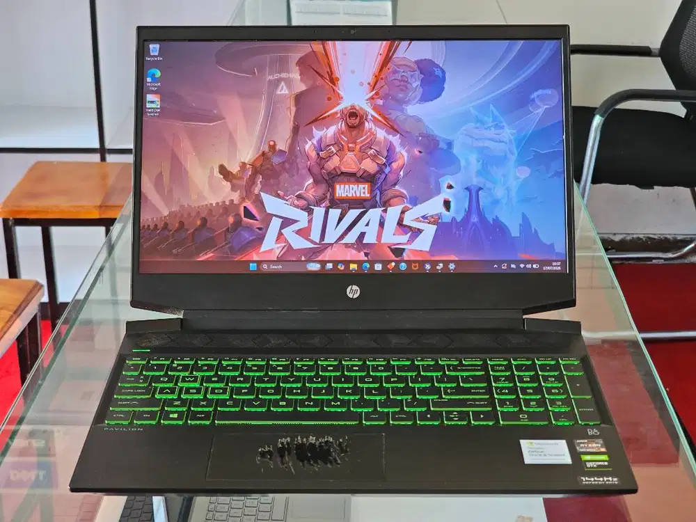 HP Pavilion Gaming 15 AMD Ryzen 5 5000 Sereis Ram 8 GB SSD 512 GB Nvid