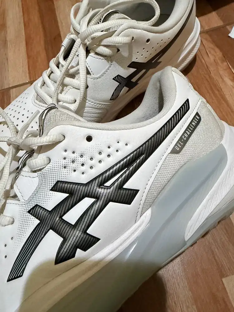 FOR SALE!! MURAH MERIAH!! SEPATU PADEL ASICS
