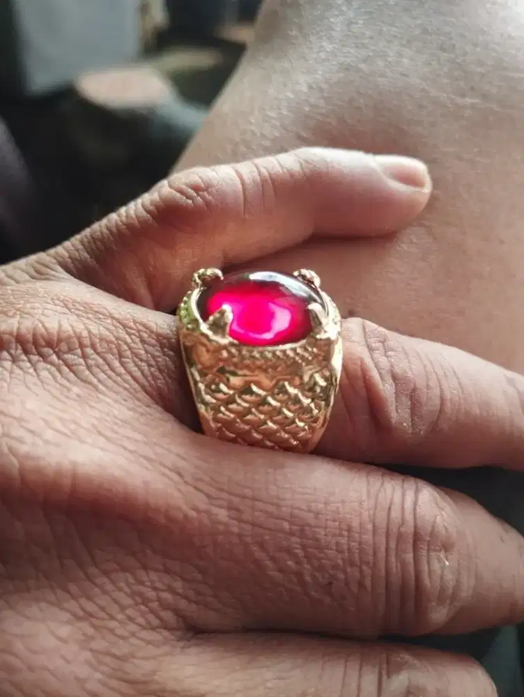 Batu cincin merah siam natural