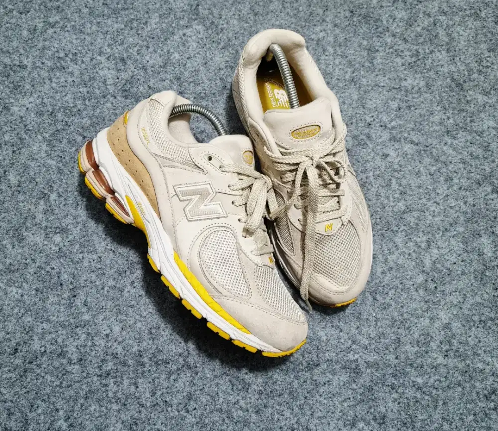 New Balance 2002r Beige Yellow Original Second Size 40,5/25,5cm