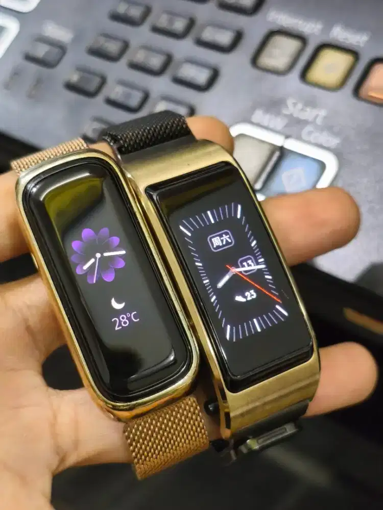 Smartwatch Samsung Fit2 Huawei Talkband B5