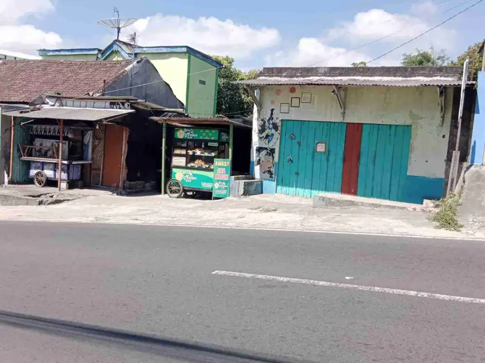Tanah murah & strategis 702m² muka 12,5m bentuk ngantong, akses jalan Raya di pusat bisnis kecamatan Cepogo Boyolali