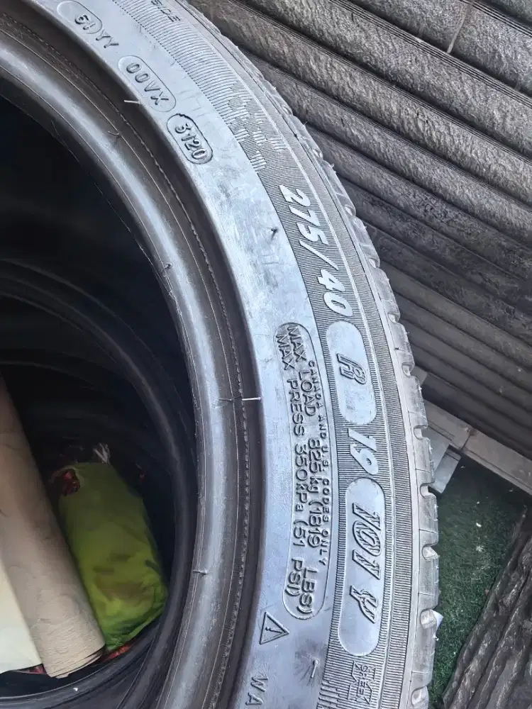 Ban Michelin 275/40/19