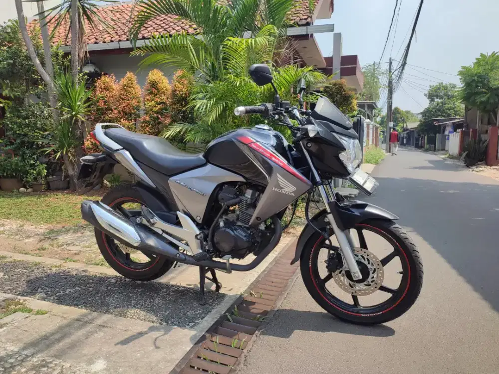 HONDA MEGAPRO TAHUN 2012 PLAT TANGSEL