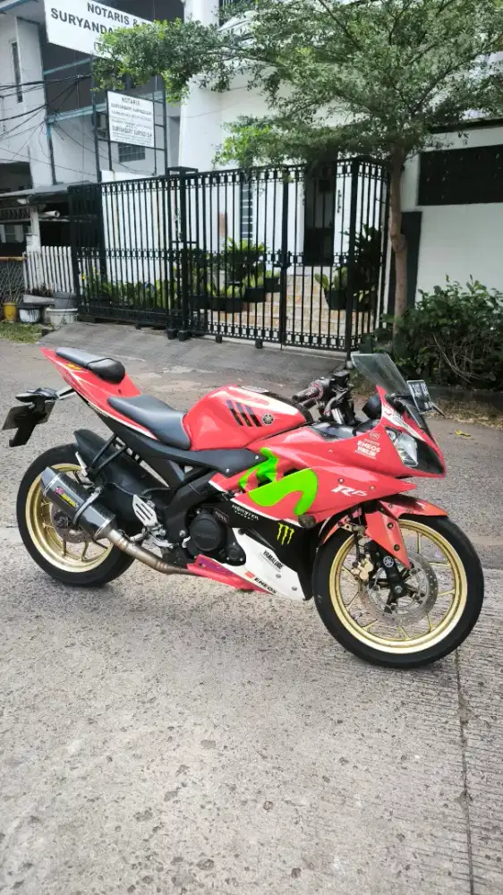 YAMAHA R15 SPECIAL EDITION 2016