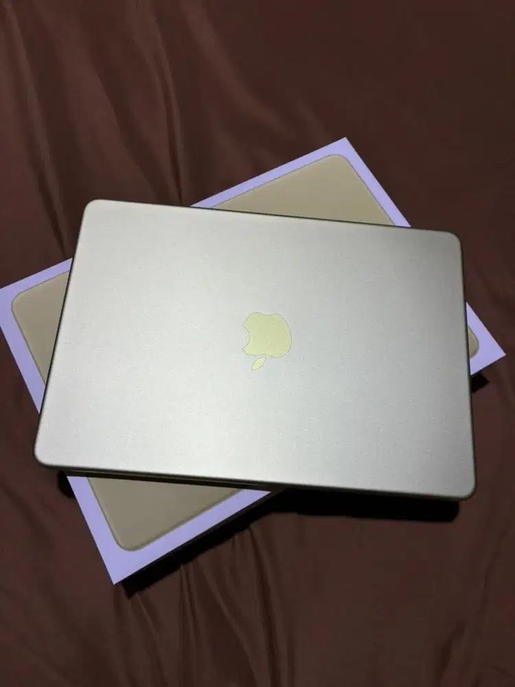Macbook Neo Citrus 8/256 Apple MacOS Laptop Second Like New CC rendah