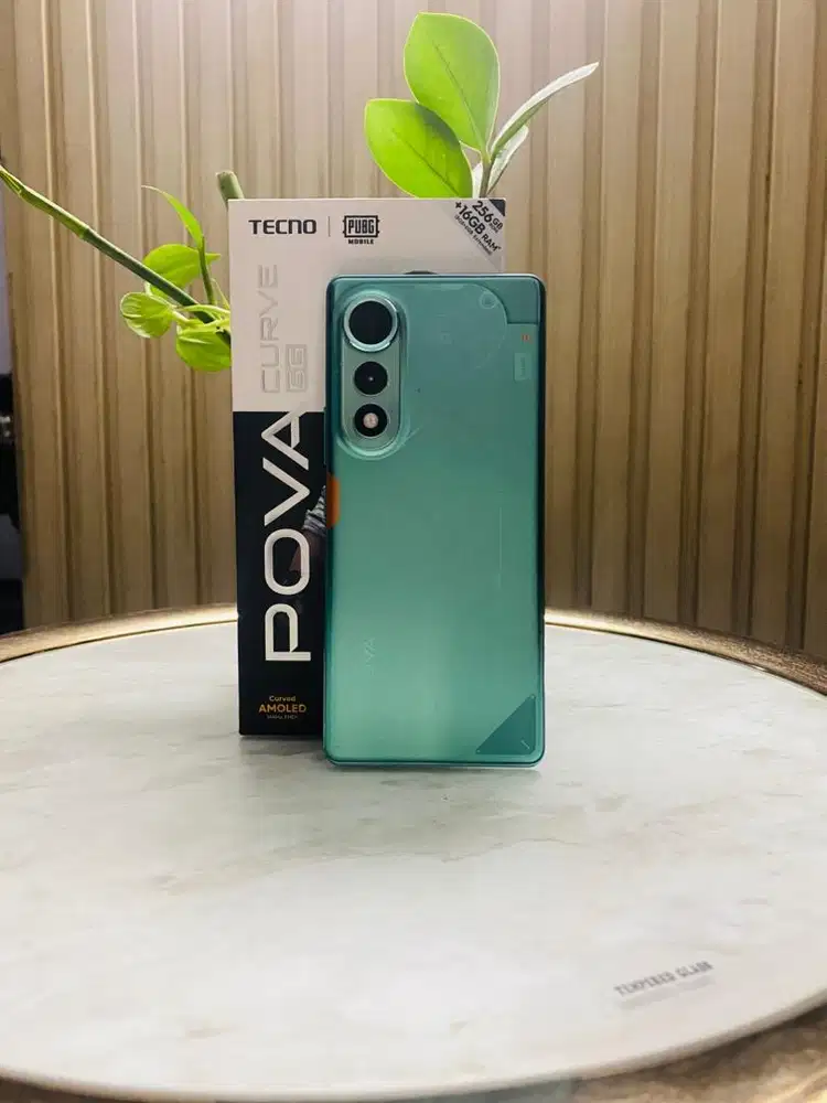 Tecno pova curved