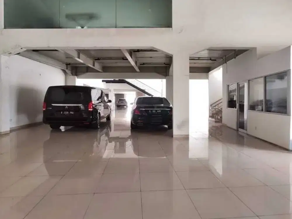 DIJUAL & DISEWAKAN Gedung Fatmawati Bekas Showroom Mobil Premium