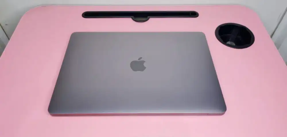 Macbook Air mulus jarang pakai