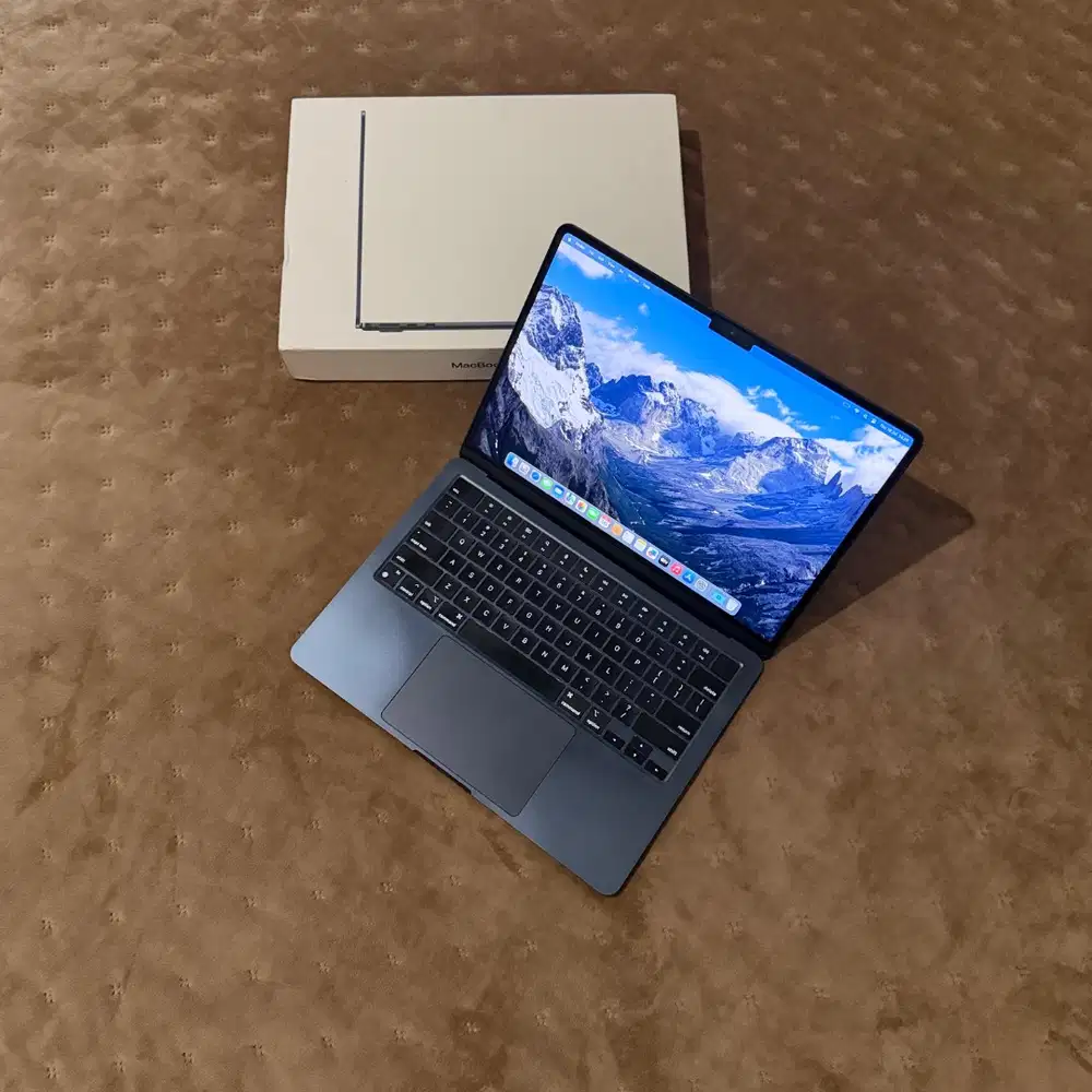 Macbook Air M2 13 inch 8/256 Midnight Fullset Original
