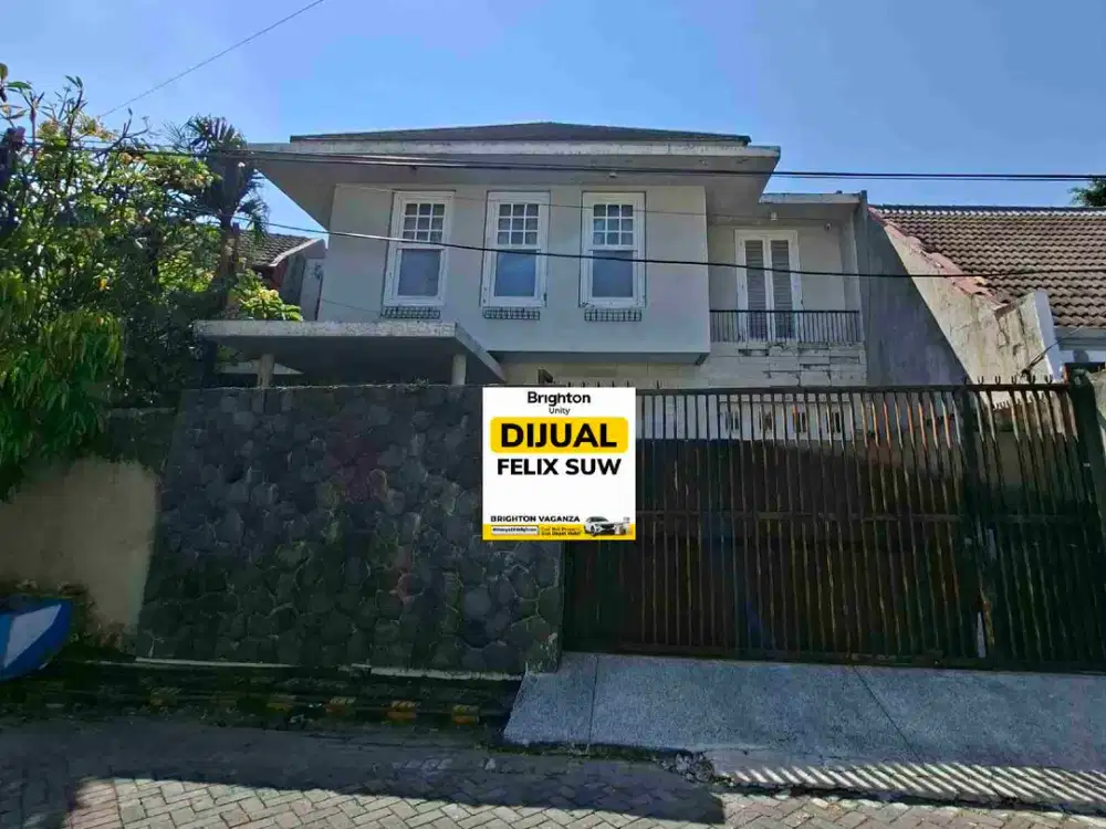 Jual Rumah 2  lt   simpang Darmo Permai Selatan