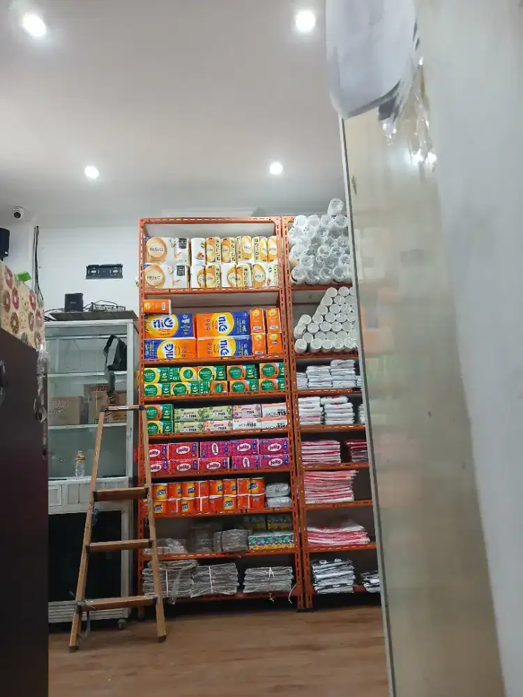 Dibutuhkan pengantar galon dan gas