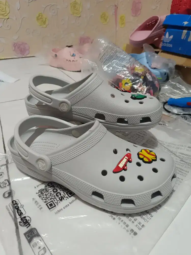 Crocs Reject cutting sz 42