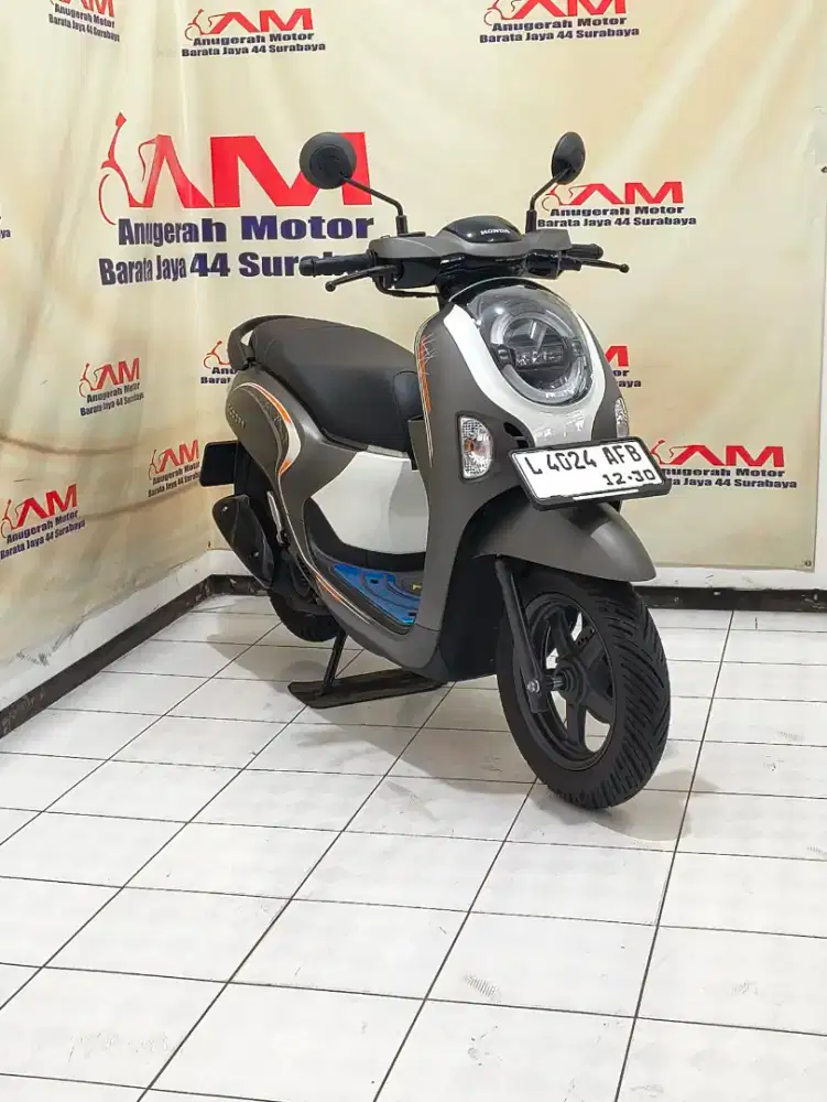 Like New Km 93 Honda Scoopy fashion Brown Tahun 2024