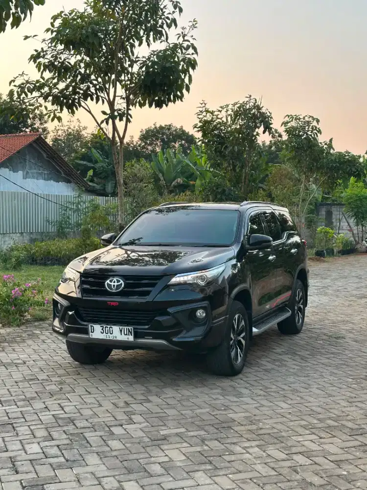 Fortuner VRZ TRD at 2018 (low km 60rb asli) nopol cantik