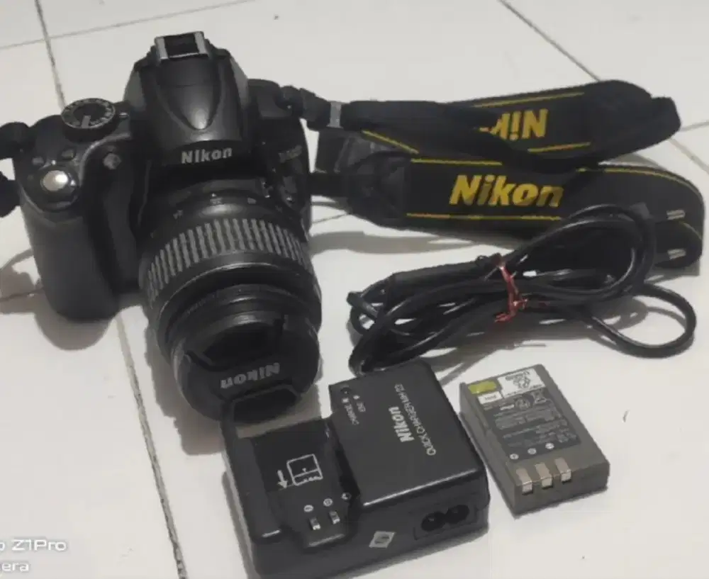 Nikon D5000 lengkap tanpa memory