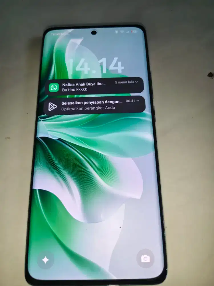 jual oppo reno 11 5g 8/256gb ada kotak dan chargernya