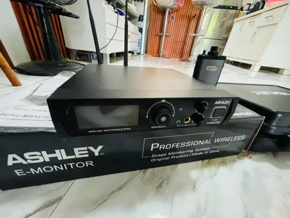 wireless earmonitor ASHLEY
