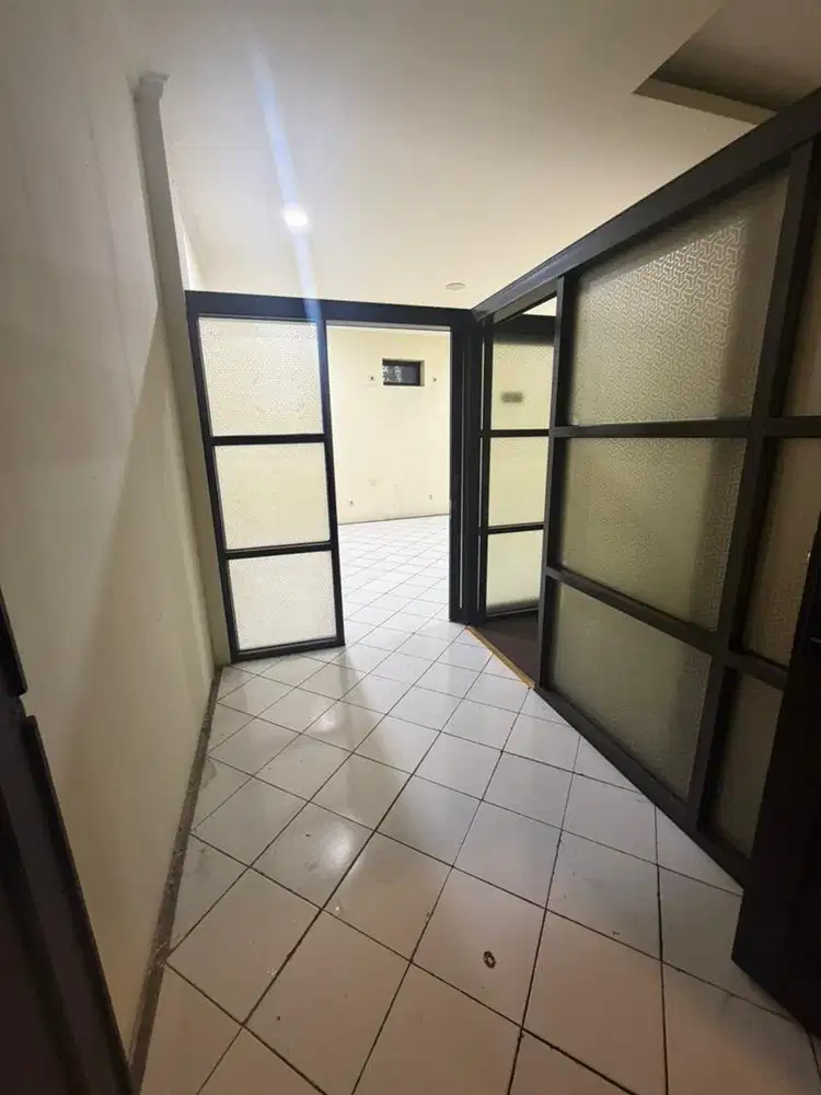 disewakan ruang kantor