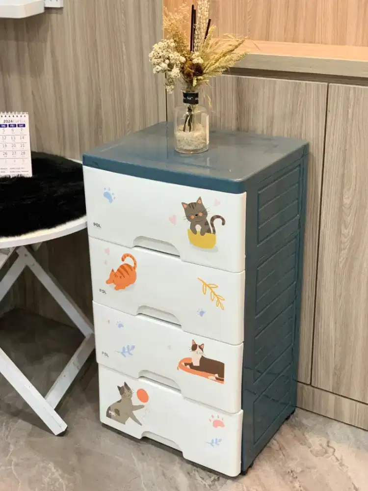 Lemari Box Love Bear 4 susun