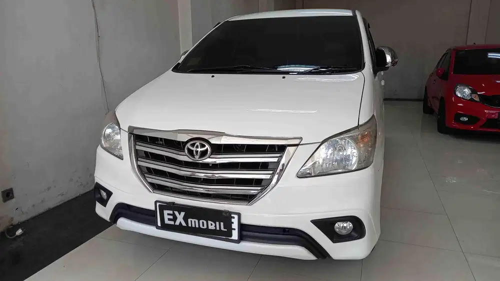 Toyota Innova 2.5 G diesel A/T 2014