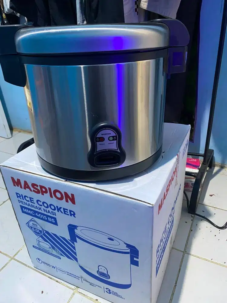 Rice cooker merk maspion masih baru