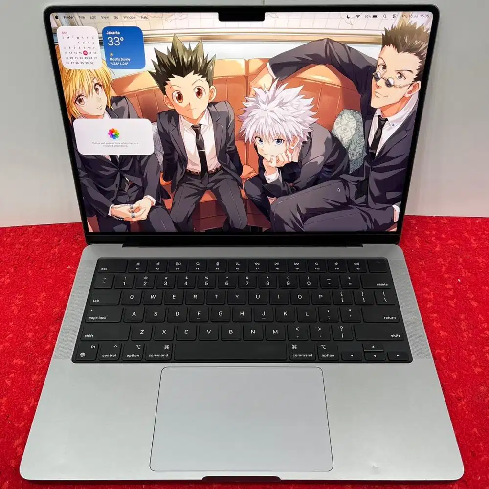 MacBook Pro 14 inch, M3 2023 24/1 TB Space Gray