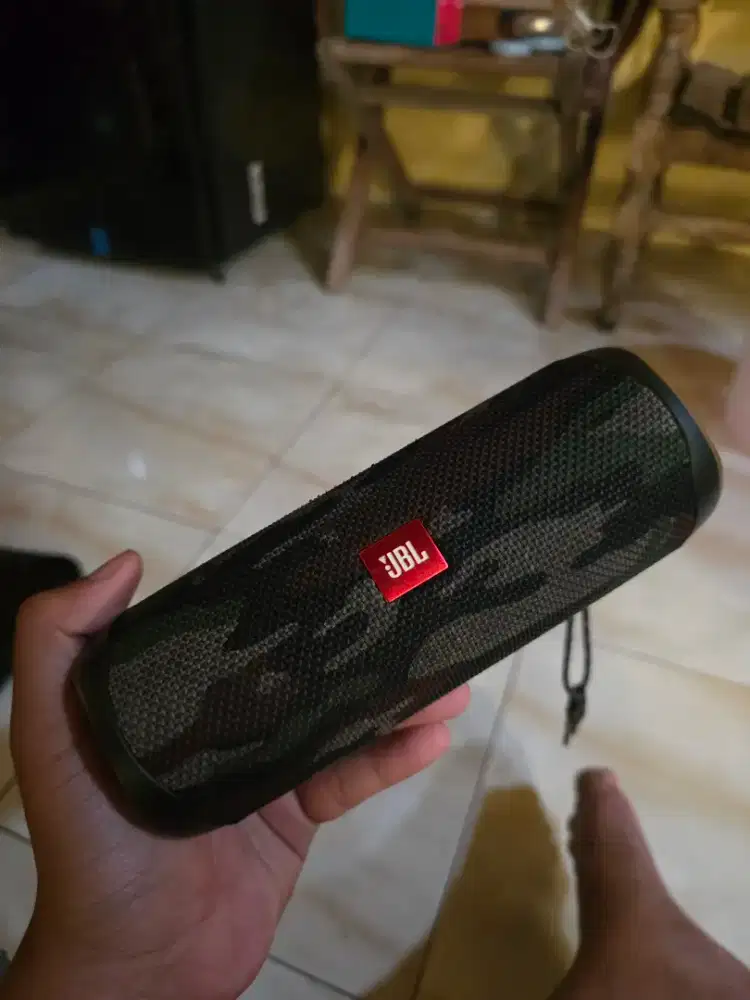 Jbl flip 5 original warna camo conect app
Suara joss baterai awet