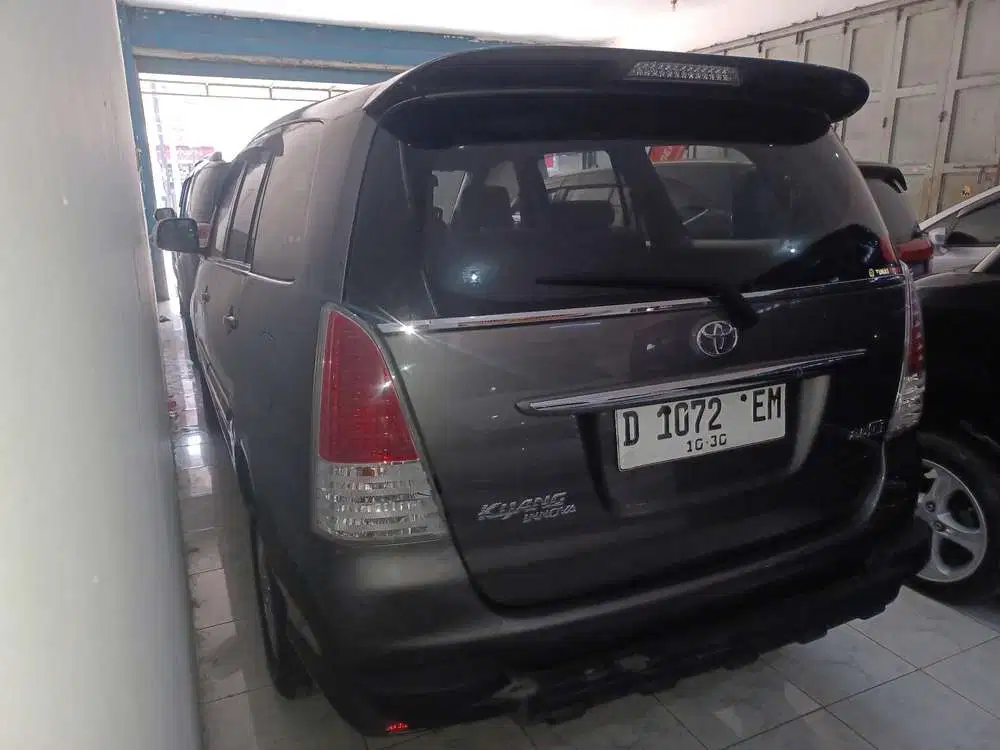 Toyota Kijang Innova 2010 Diesel