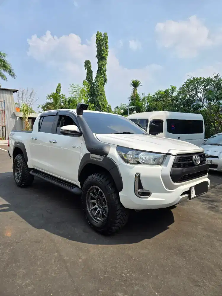 Toyota Hilux 2023 Dc 4x4 Tgn1 Plat B asli siap offroad 4wd
