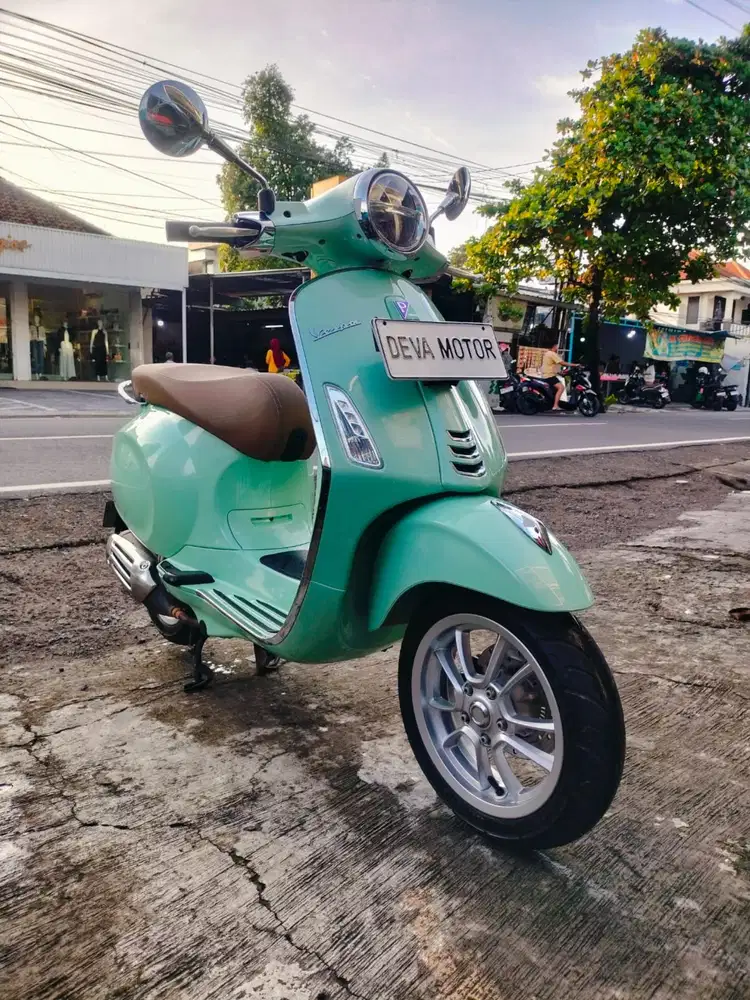 Primavera 2022 hijau Deva motor