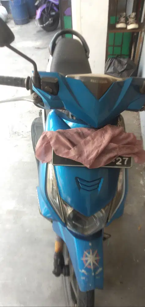 Jual Honda beat biru putih 6 JT nego halus