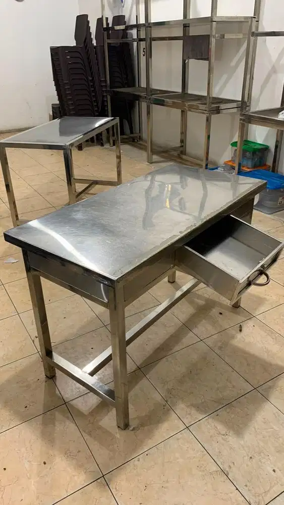 Dijual peralatan usaha rumah makan