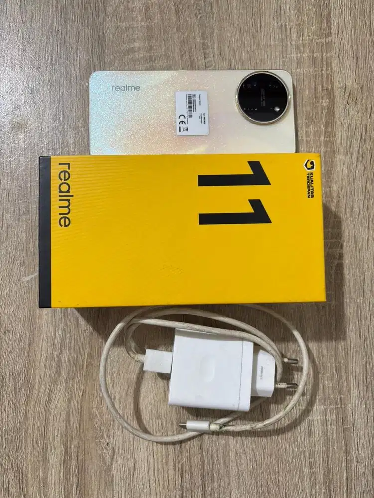 Realme 11 8/256 Lengkap