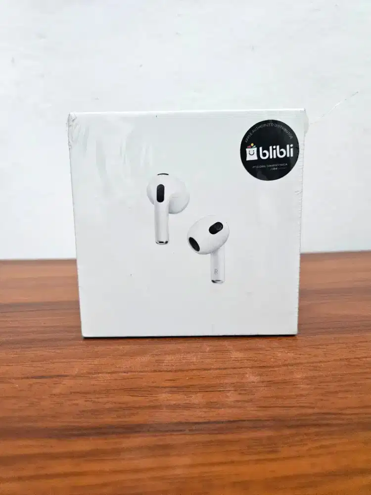 AirPods (Generasi ke-3) With Magsafe Charging Case