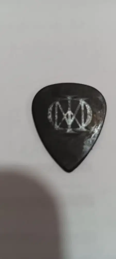 Pick gitar ori dari john petrucci