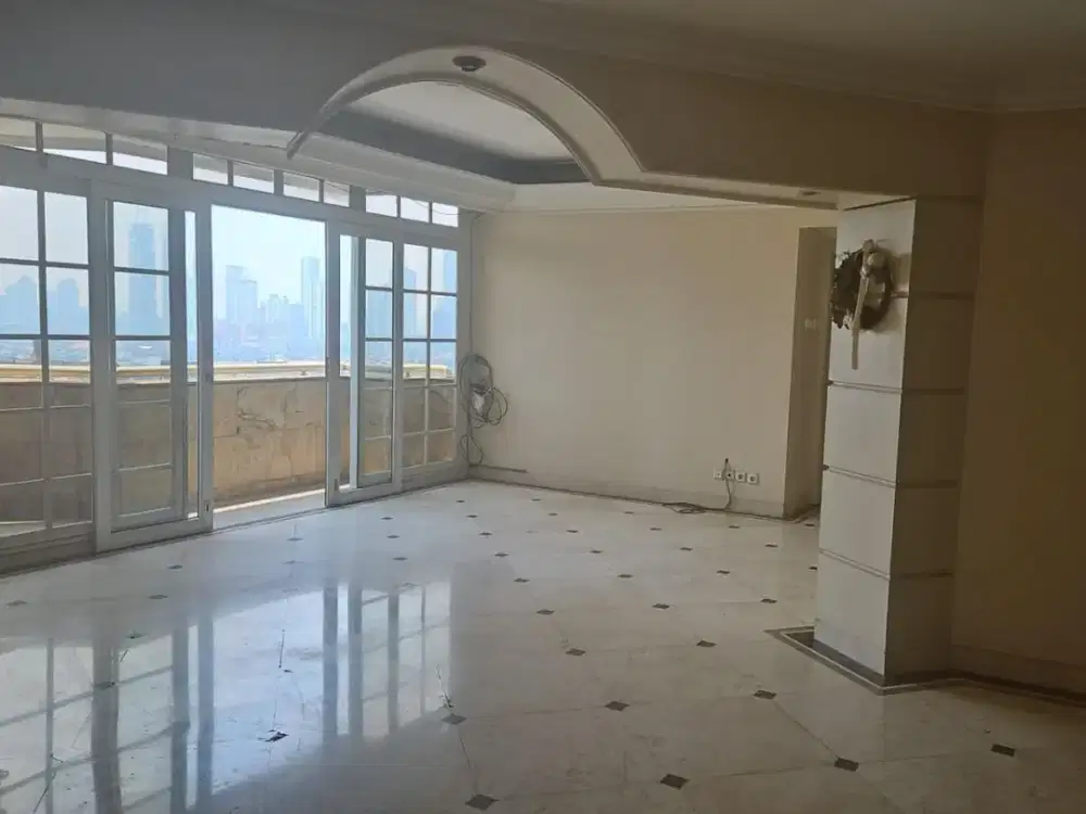 Apartemen Slipi Tower II | 3+1 Bedroom | Lantai Tengah | City View