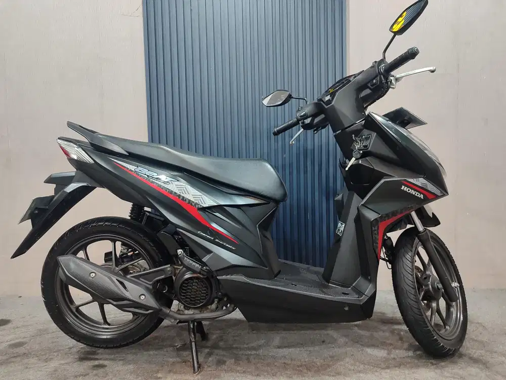 Beat FI 2022 ISS istimewa mulus terawat siap pakai...