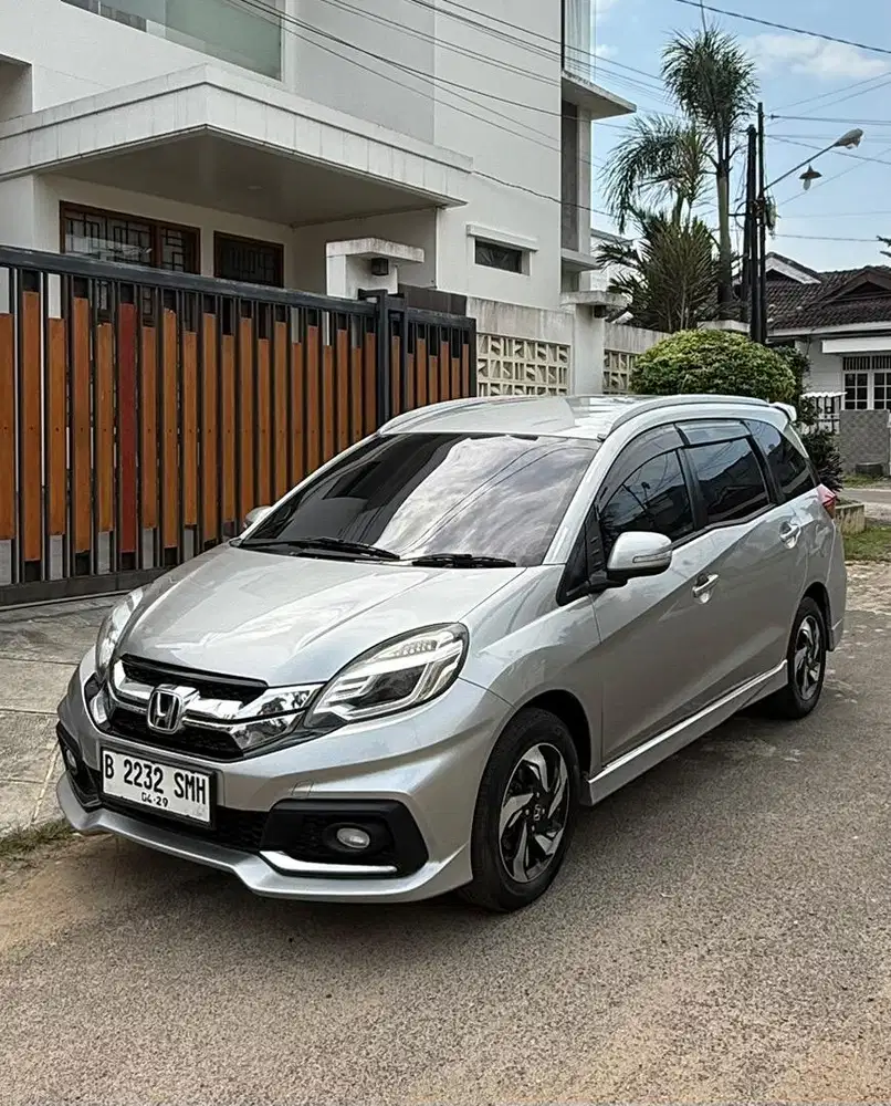 Honda Mobilio RS A/T 2015