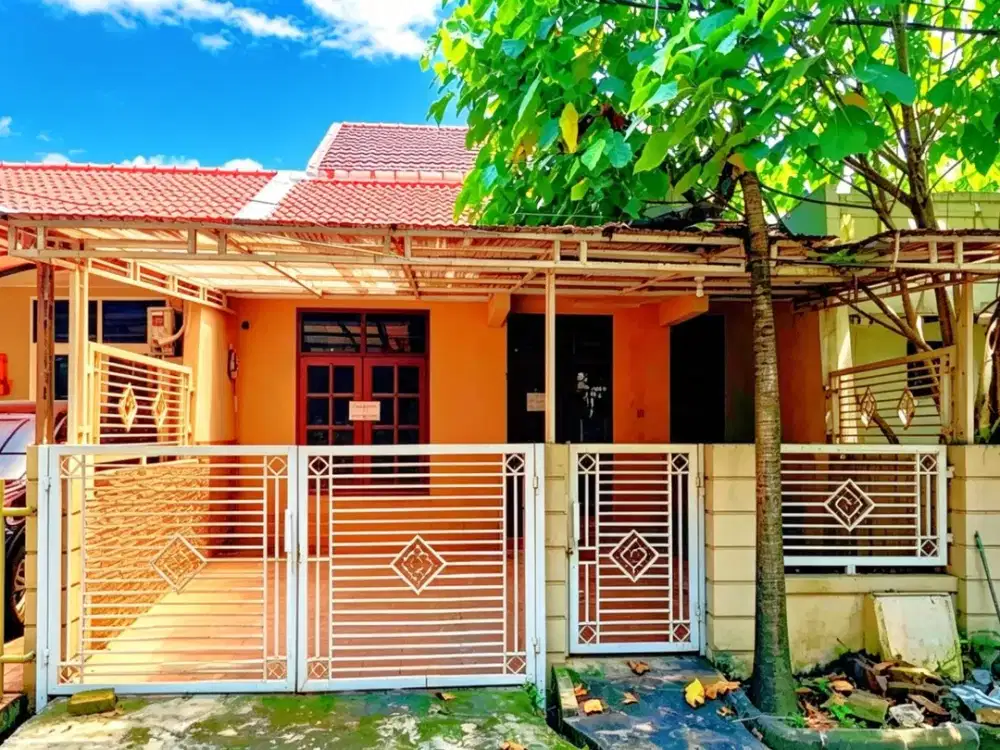 Rumah 2 Lantai di Komplek Pulogebang – SHM, 4 Kamar Tidur, Dekat Tol & Stasiun