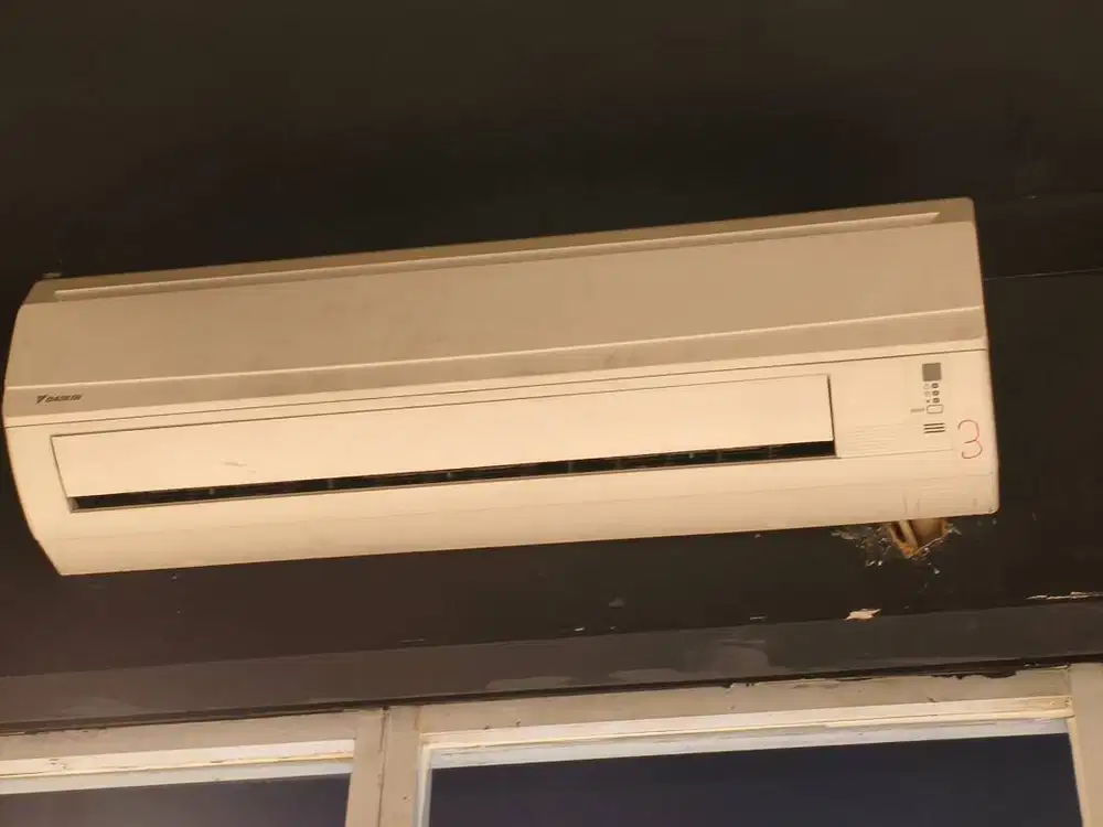 AC Daikin 2PK Putih/Hitam FTV50CXV14