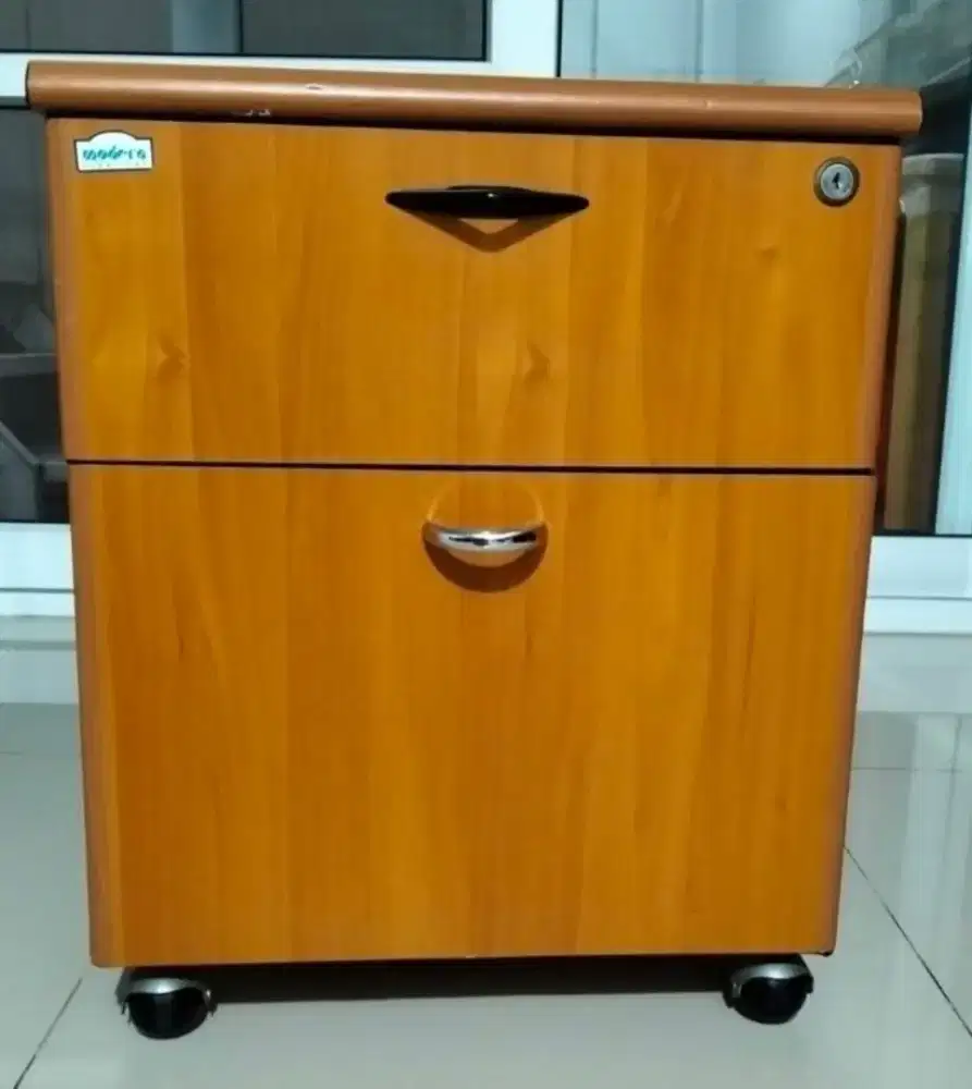 Meja + Laci Dorong 2 Susun Modera