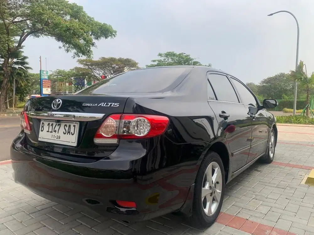CASH TUNAI 104 JT ALTIS 1.8 MANUAL 2013 CAT ORISINIL PABRIK
