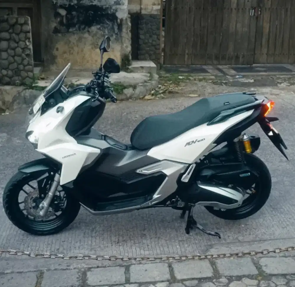 Dijual Honda Adv 2023 Cbs