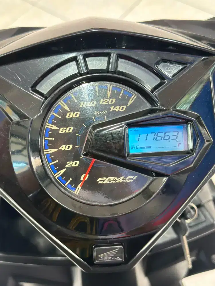 HONDA BEAT DELUXE ISS TAHUN 2022 - KM RENDAH!