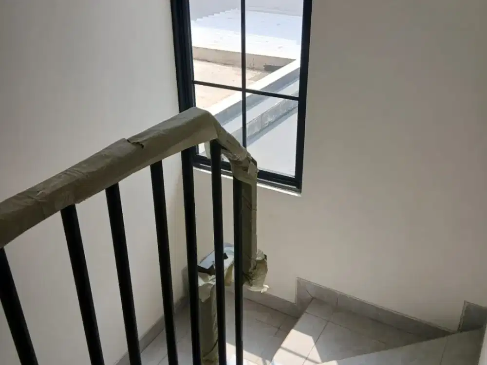 Rumah baru disewakan di citra garden bintaro akan dipasangkan  canopy